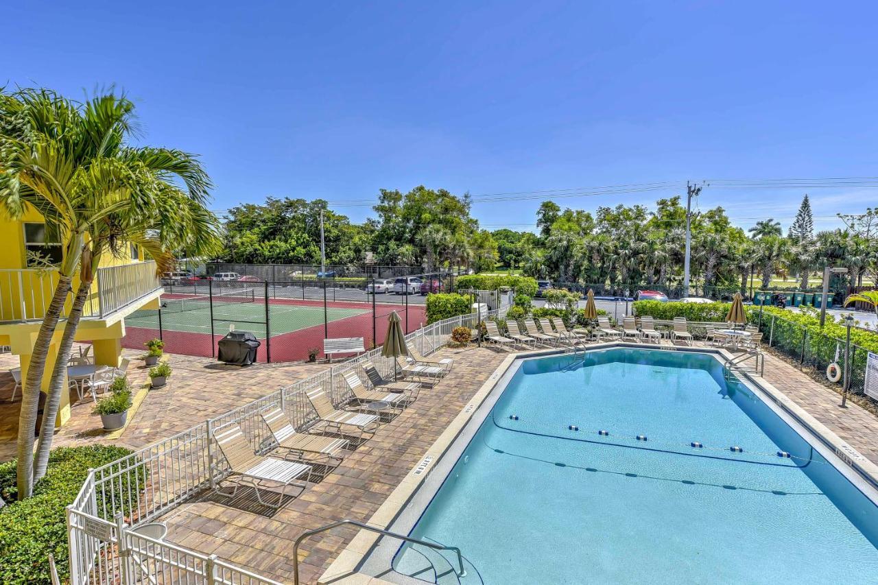 Marco Island Condo With Patio Steps To Beach Access Exterior foto